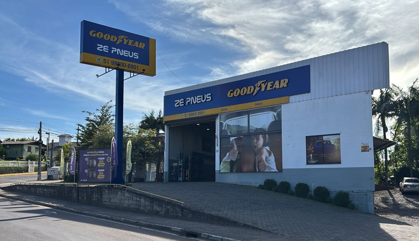Fachada da loja Zé Pneus em TeutÔnia - RS